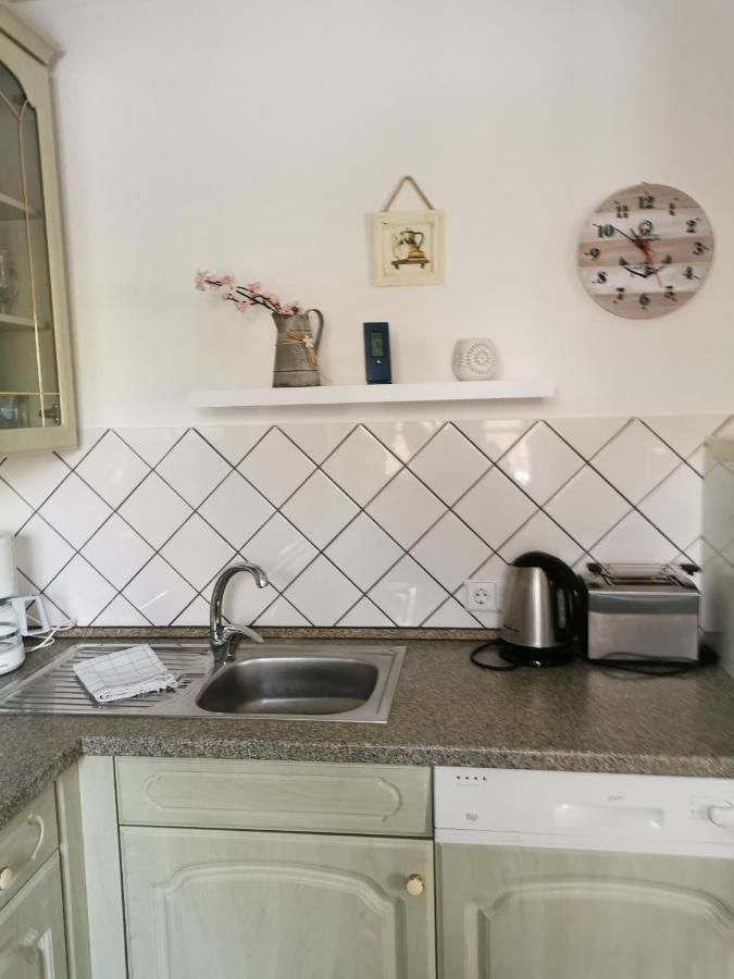 "Kleine Hedwig" Apartment Putbus Ngoại thất bức ảnh